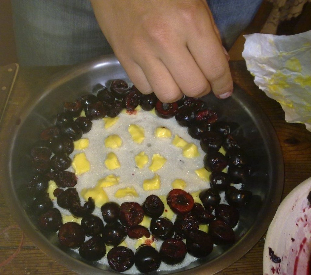Making a cherry pie - exceptionally yum